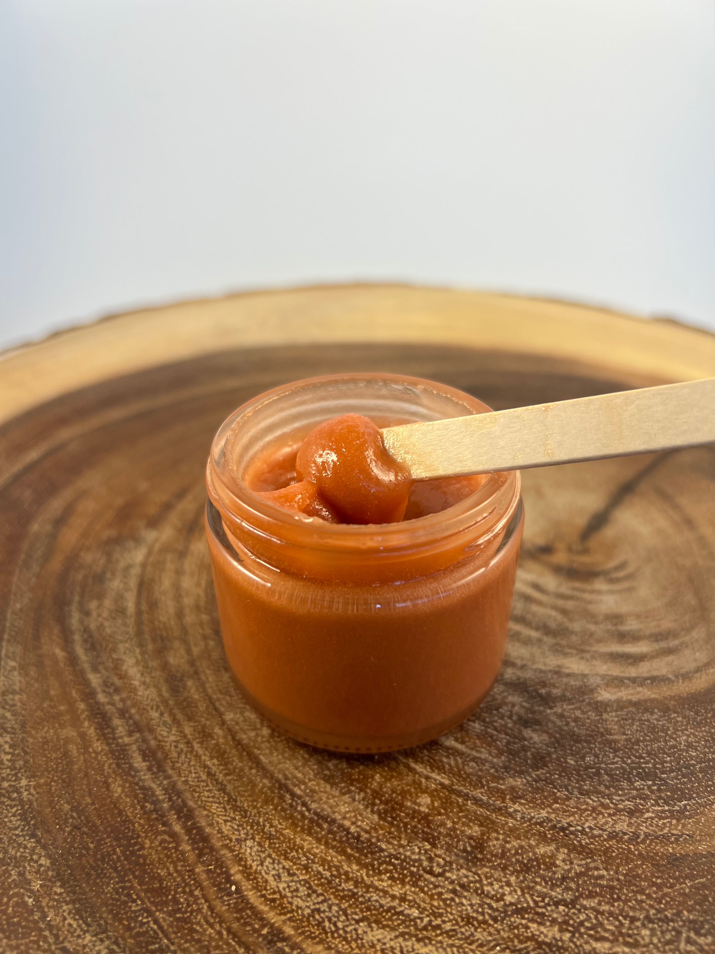 sugar + honey exfoliating lip & face polish